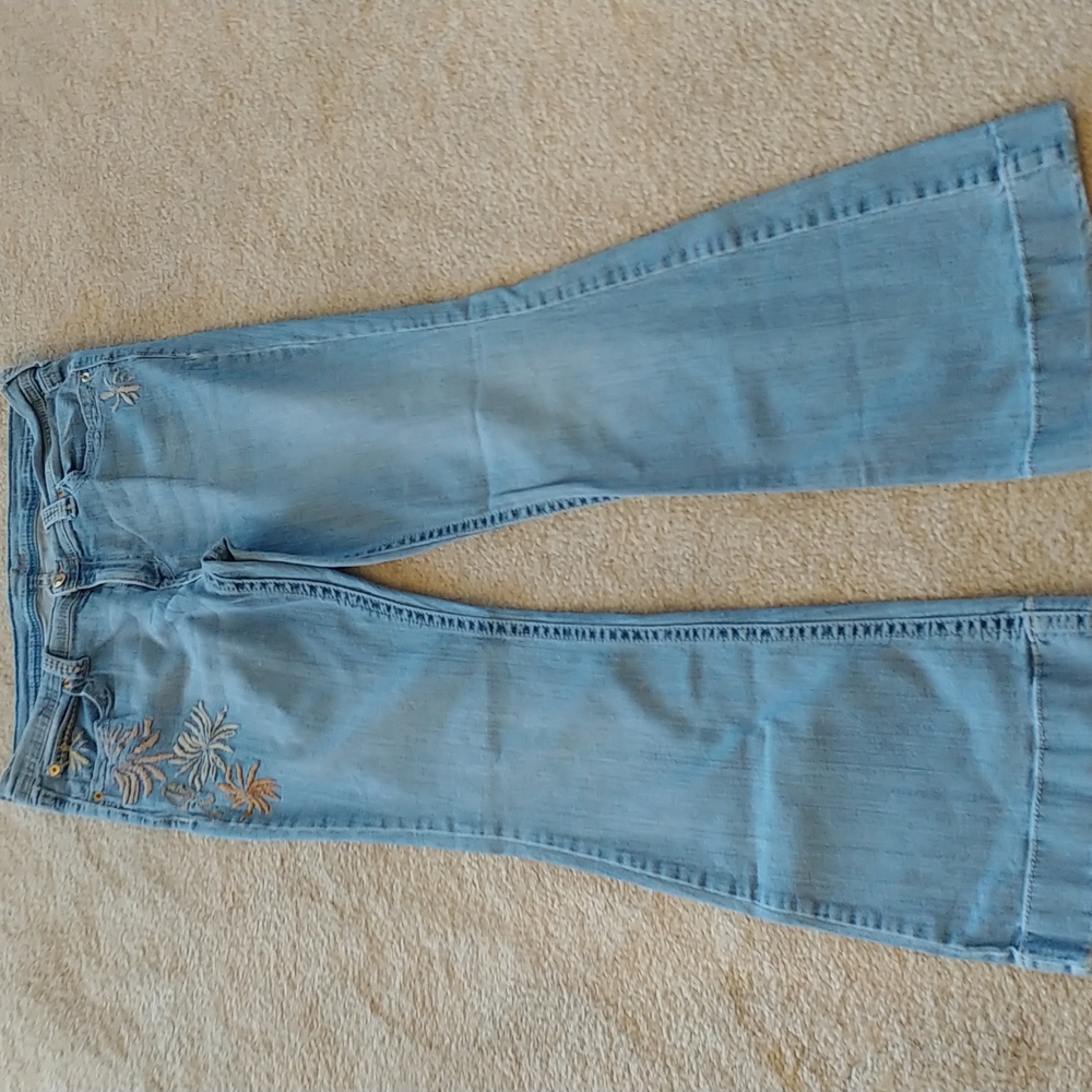 Women's Old Navy Ultra Blue Jeans